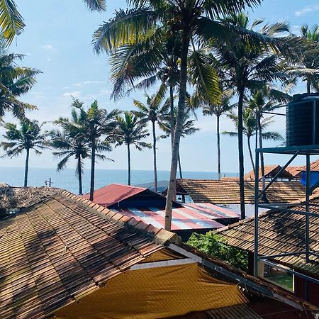 Paradise Inn Beach Resort Varkala Exterior photo