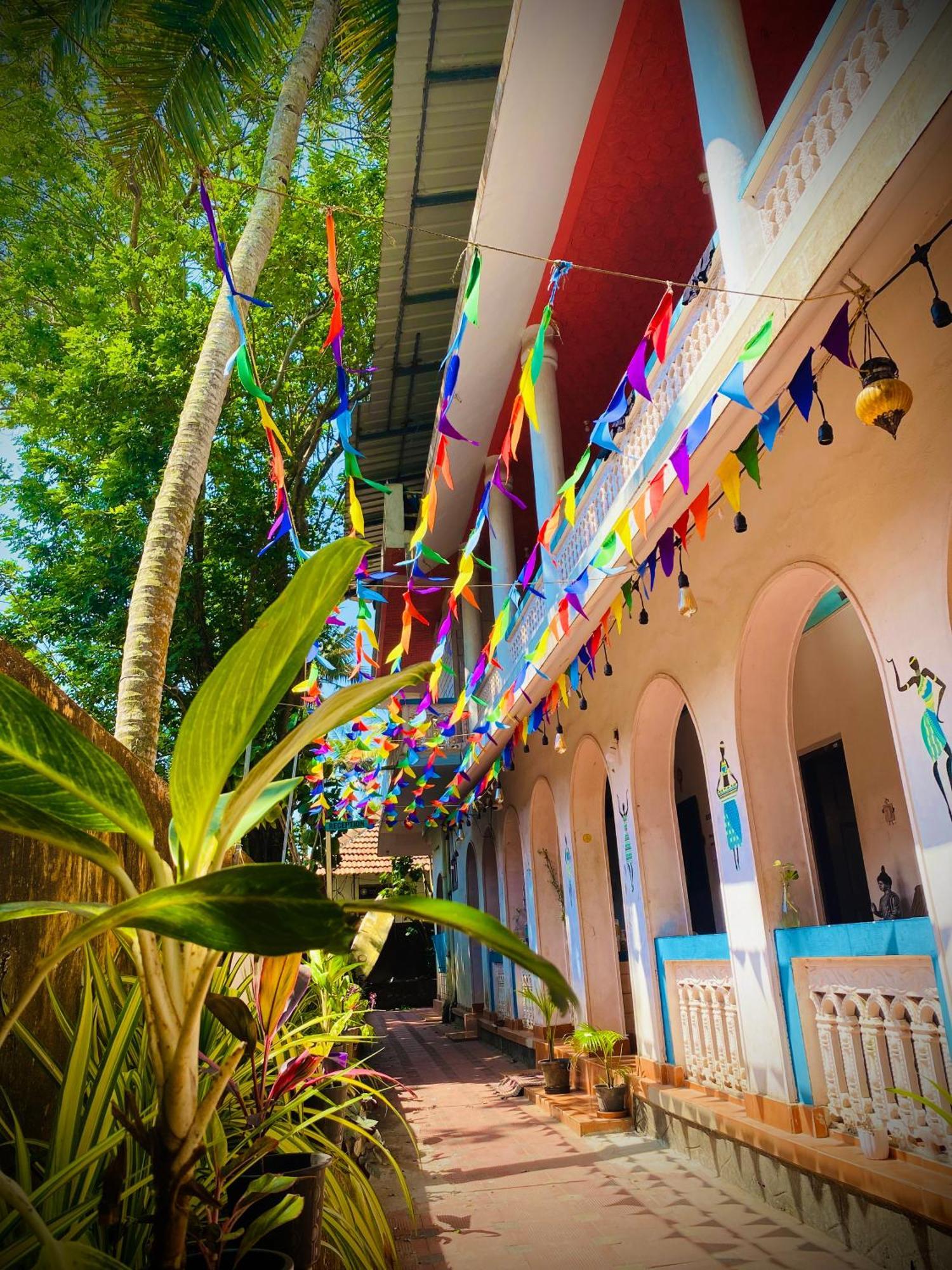 Paradise Inn Beach Resort Varkala Exterior photo