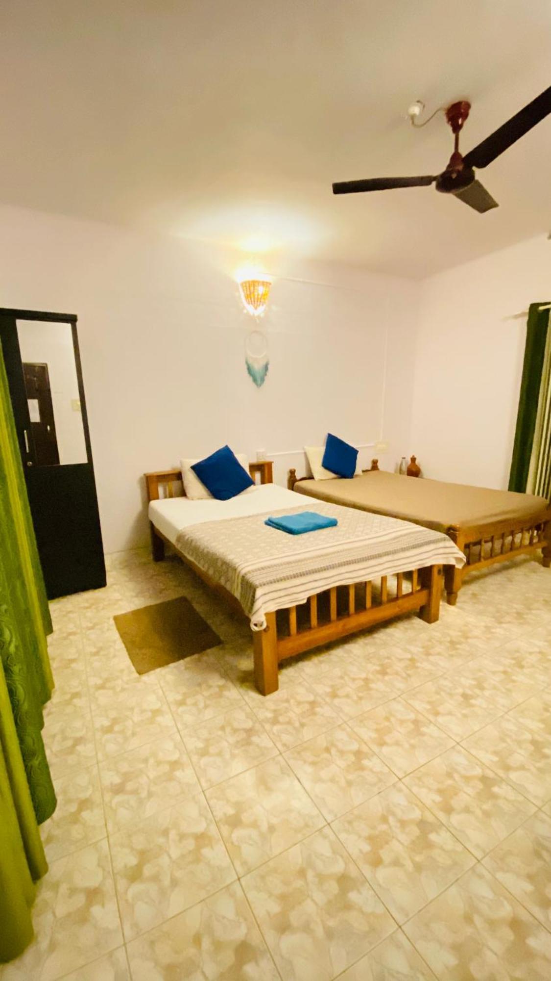 Paradise Inn Beach Resort Varkala Exterior photo